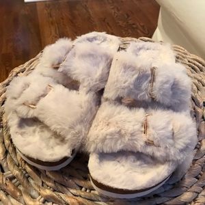 Women’s Open Toe Slipper